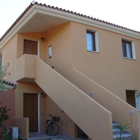Casadelfaro Primo Piano 600Mt Dalla Spiaggia Olbia Luaran gambar