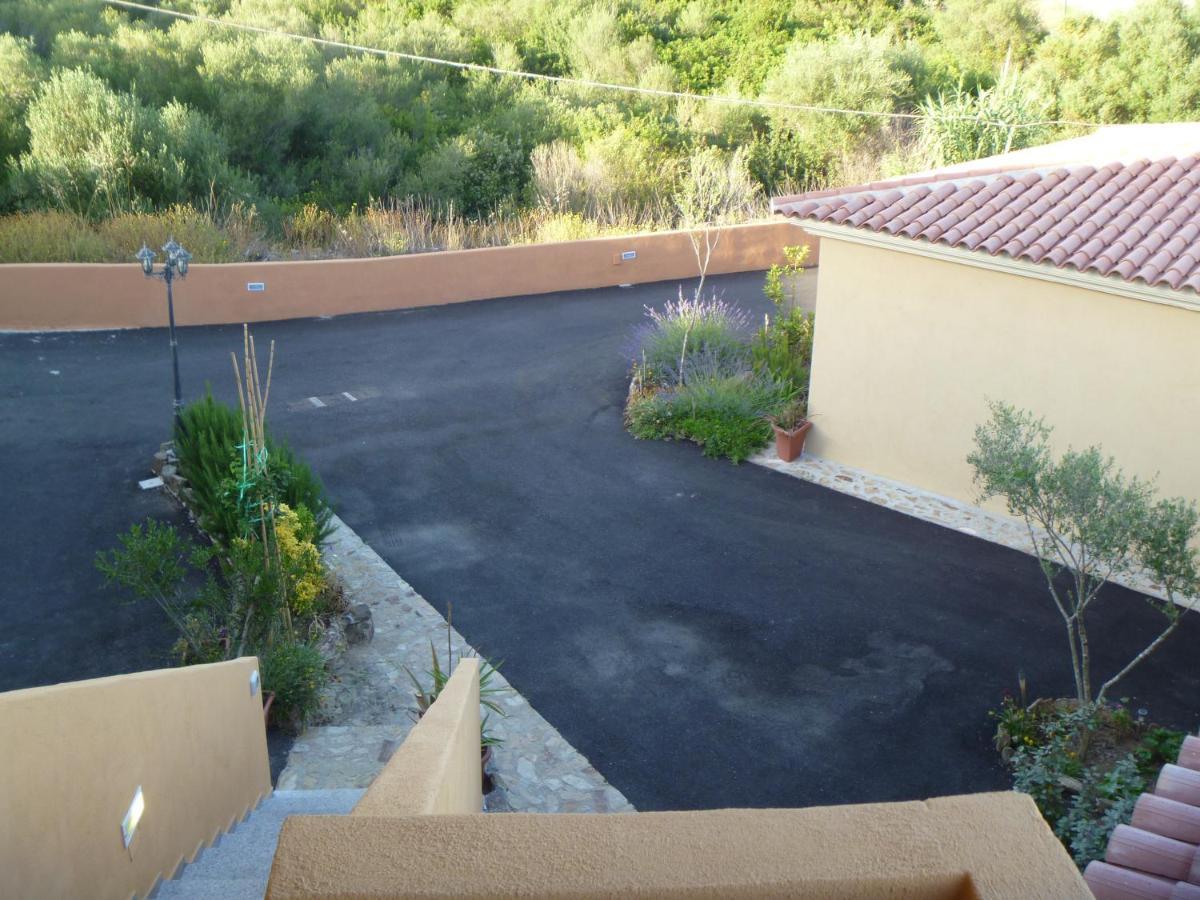 Casadelfaro Primo Piano 600Mt Dalla Spiaggia Olbia Luaran gambar